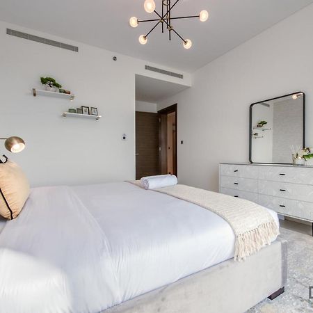 Notable 2Br At Sobha Hartland Greens Mbr City By Deluxe Holiday Homes ดูไบ ภายนอก รูปภาพ