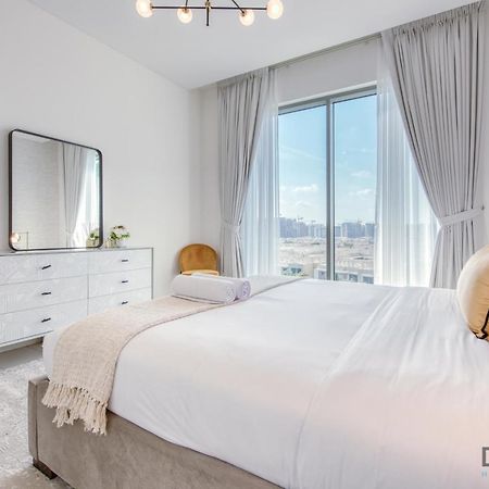 Notable 2Br At Sobha Hartland Greens Mbr City By Deluxe Holiday Homes ดูไบ ภายนอก รูปภาพ