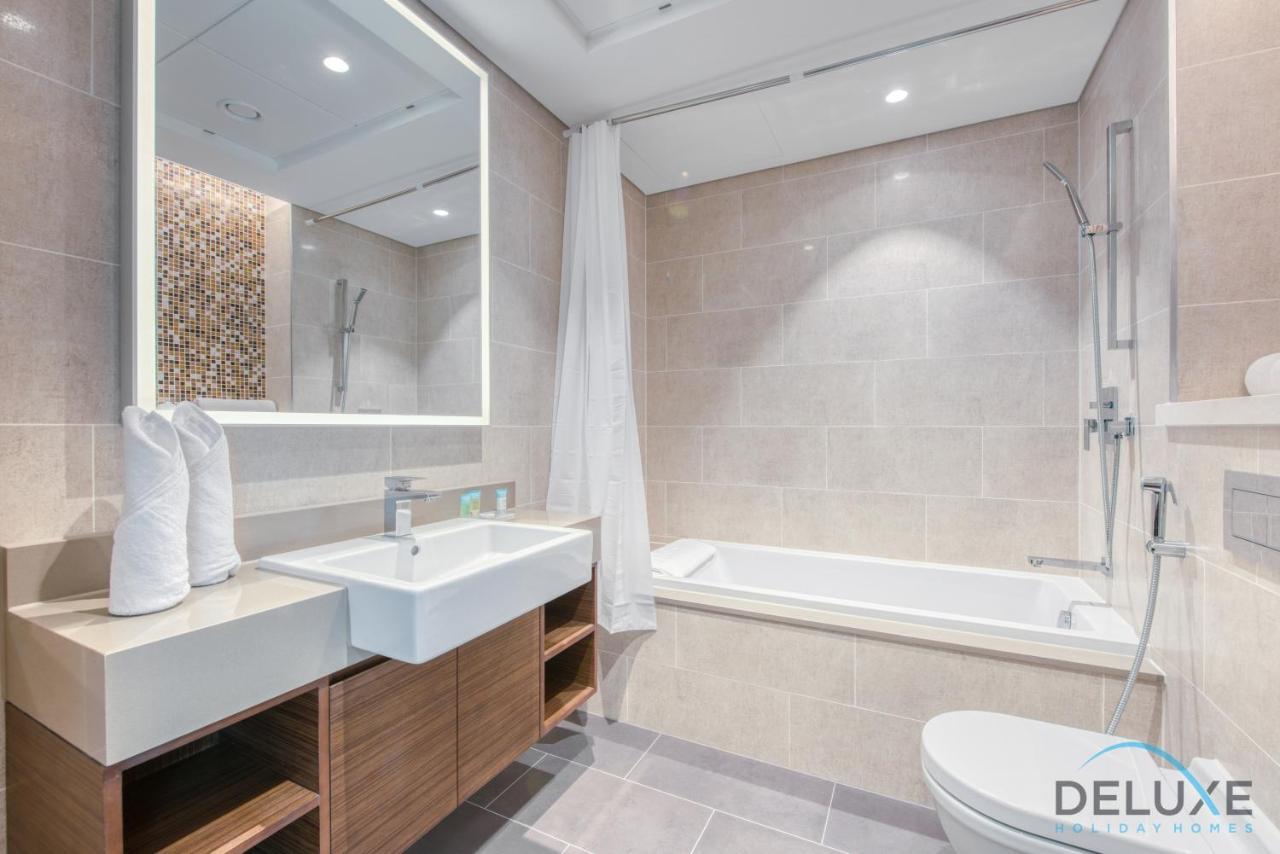 Notable 2Br At Sobha Hartland Greens Mbr City By Deluxe Holiday Homes ดูไบ ภายนอก รูปภาพ