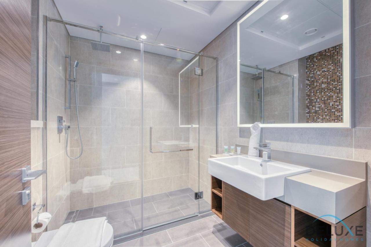 Notable 2Br At Sobha Hartland Greens Mbr City By Deluxe Holiday Homes ดูไบ ภายนอก รูปภาพ
